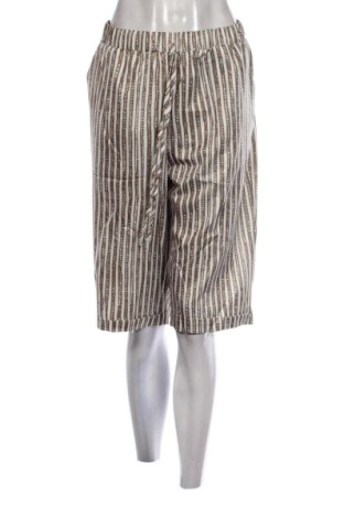 Női rövidnadrág Unbranded, Méret M, Szín Sokszínű, Ár 2 128 Ft, #137516191