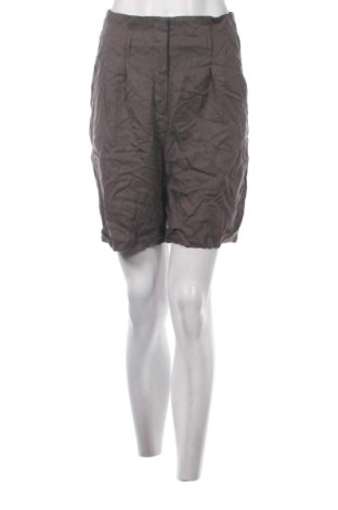 Pantaloni scurți de femei Vero Moda, Mărime S, Culoare Maro, Preț 40,99 Lei, #137518315