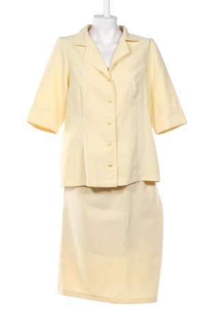 Női öltöny Unbranded, Méret XL, Szín Sárga, Ár 16 667 Ft, #137531820