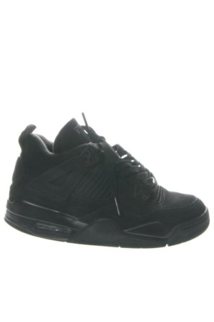 Дамски обувки Air Jordan Nike, Размер 37, Цвят Черен, Цена 79,63 €, #137490458