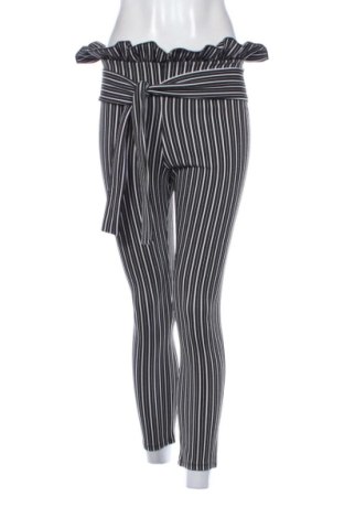 Pantaloni de femei Pretty Little Thing, Mărime S, Culoare Multicolor, Preț 41,00 Lei, #137518977