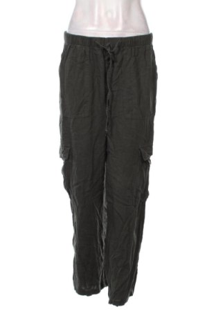 Pantaloni de femei H&M, Mărime M, Culoare Verde, Preț 66,99 Lei, #137549601