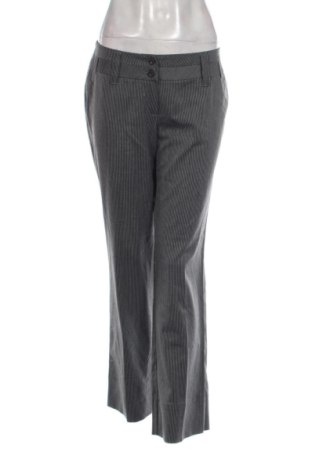 Pantaloni de femei Clockhouse, Mărime L, Culoare Gri, Preț 36,00 Lei, #137518203