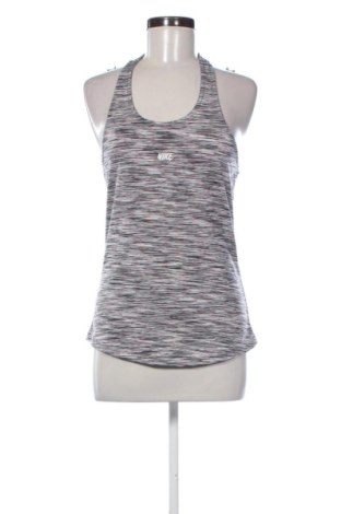 Női sport top Nike, Méret S, Szín Sokszínű, Ár 7 092 Ft, #137525931