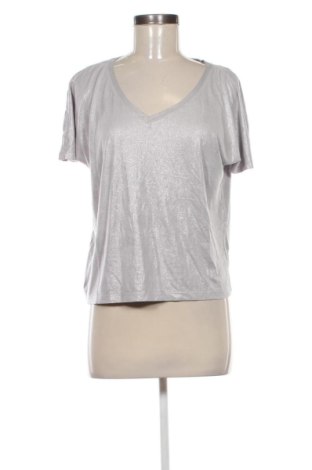 Top de femei Mohito, Mărime XS, Culoare Argintiu, Preț 62,00 Lei, #137519801