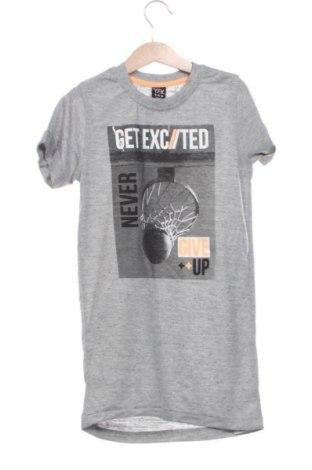 Tricou pentru copii Yfk, Mărime 8-9y/ 134-140 cm, Culoare Gri, Preț 29,76 Lei, #137512087