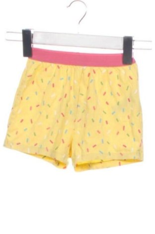 Детски къс панталон TCM, Размер 2-3y/ 98-104 см, Цвят Многоцветен, Цена 7,00 €, #137531739