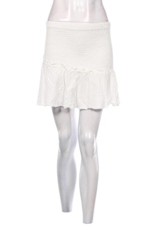 Szoknya Bershka, Méret S, Szín Fehér, Ár 3 191 Ft, #137512648