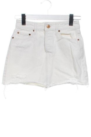 Spódnica Bershka, Rozmiar XS, Kolor Biały, Cena 46,57 zł, #137513031