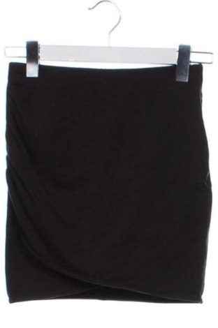 Пола H&M, Размер XS, Цвят Черен, Цена 8,00 €, #137533915
