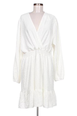 Rochie SHEIN, Mărime 3XL, Culoare Alb, Preț 78,74 Lei, #137499947