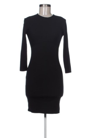 Ruha Bershka, Méret M, Szín Fekete, Ár 4 391 Ft, #137512836