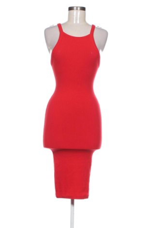 Рокля Pull&Bear, Размер XS, Цвят Червен, Цена 11,81 €, #137514786