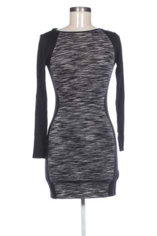 Rochie H&M, Mărime S, Culoare Multicolor, Preț 78,74 Lei, #137528686