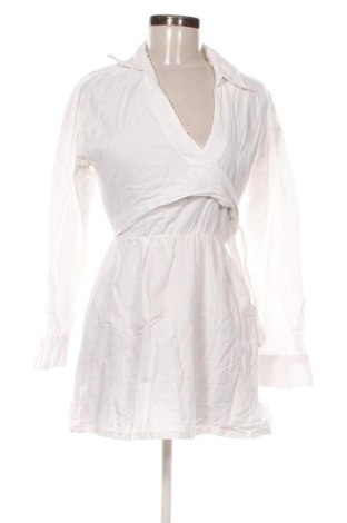 Šaty  Bershka, Veľkosť S, Farba Biela, Cena  12,00 €, #137528765
