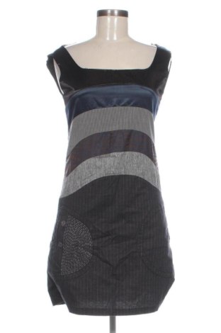 Sukienka Desigual, Rozmiar S, Kolor Kolorowy, Cena 153,24 zł, #137536870
