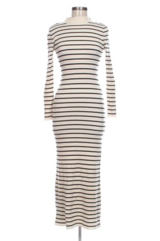 Rochie Stradivarius, Mărime S, Culoare Multicolor, Preț 70,67 Lei, #137549413