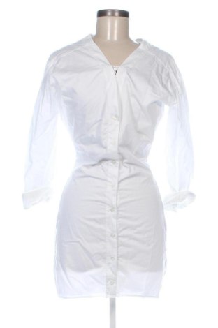 Rochie Zara, Mărime S, Culoare Alb, Preț 136,48 Lei, #137502662