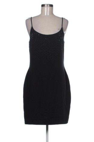 Sukienka In Wear, Rozmiar L, Kolor Czarny, Cena 93,14 zł, #137508779