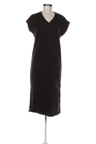 Kleid Q/S by S.Oliver, Größe S, Farbe Schwarz, Preis 28,00 €, #137528451