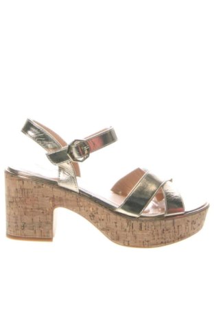 Сандали Dorothy Perkins, Размер 38, Цвят Златист, Цена 19,43 €, #137493317