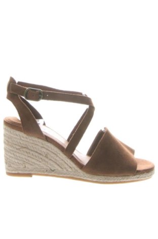 Sandalen Oysho, Größe 37, Farbe Braun, Preis 50,49 €, #137460275