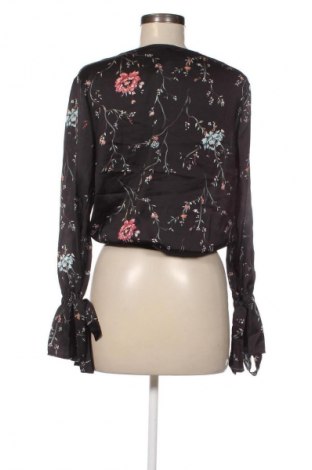 Дамска блуза Bershka, Размер M, Цвят Многоцветен, Цена 2,04 €