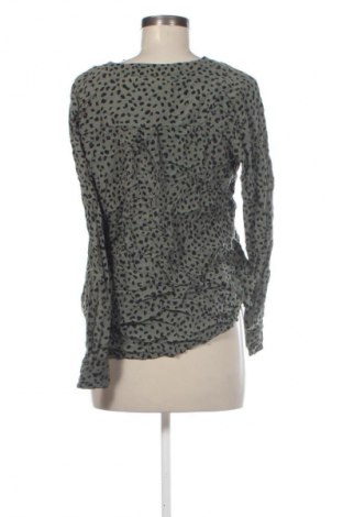 Damen Shirt Jean Pascale, Größe M, Farbe Mehrfarbig, Preis 1,99 €