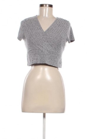 Dámská halenka SHEIN, Velikost M, Barva Šedá, Cena  159,00 Kč