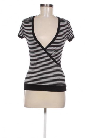 Dámská halenka United Colors Of Benetton, Velikost M, Barva Vícebarevné, Cena  199,00 Kč