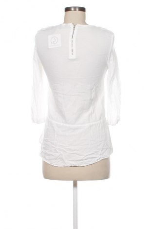 Дамска блуза Vero Moda, Размер S, Цвят Бял, Цена 2,04 €