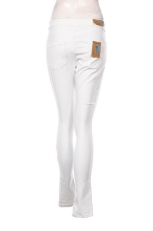 Női farmernadrág Beloved, Méret S, Szín Fehér, Ár 3 984 Ft