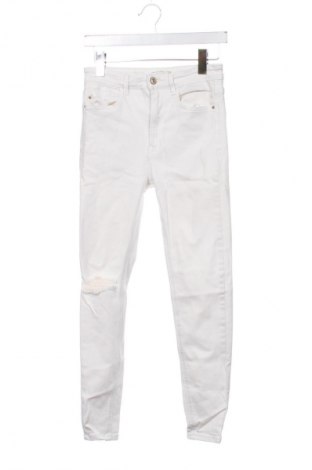 Női farmernadrág Stradivarius, Méret S, Szín Fehér, Ár 5 799 Ft