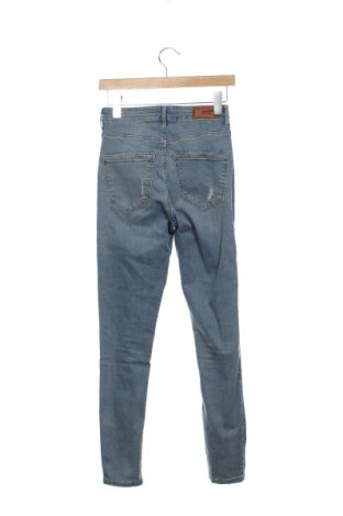 Γυναικείο Τζίν Vero Moda, Μέγεθος S, Χρώμα Μπλέ, Τιμή 9,99 €