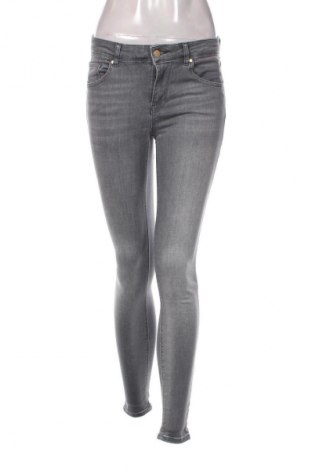 Γυναικείο Τζίν Vero Moda, Μέγεθος S, Χρώμα Γκρί, Τιμή 9,99 €