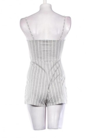 Női rövid overál Pretty Little Thing, Méret S, Szín Sokszínű, Ár 1 739 Ft