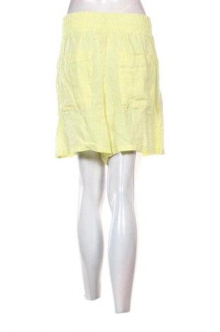 Pantaloni scurți de femei Drykorn for beautiful people, Mărime S, Culoare Galben, Preț 128,99 Lei
