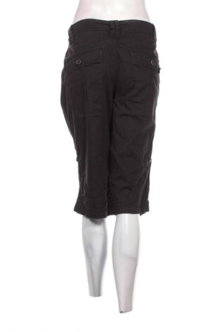 Damskie szorty Esprit, Rozmiar L, Kolor Czarny, Cena 18,99 zł