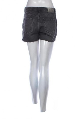 Női rövidnadrág ONLY, Méret S, Szín Szürke, Ár 6 319 Ft