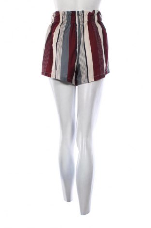 Dámské kraťasy  SHEIN, Velikost S, Barva Vícebarevné, Cena  149,00 Kč