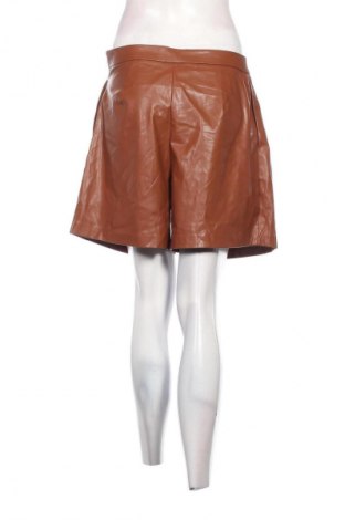 Γυναικείο κοντό παντελόνι VILA, Μέγεθος M, Χρώμα Καφέ, Τιμή 4,99 €