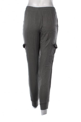 Női nadrág Lascana, Méret M, Szín Zöld, Ár 4 692 Ft