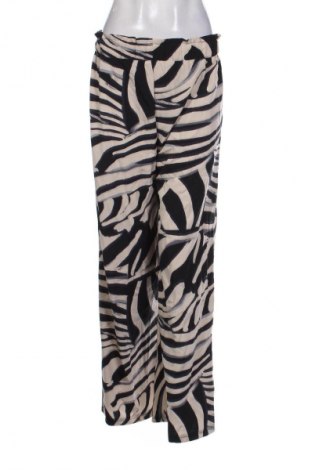 Damskie spodnie SHEIN, Rozmiar S, Kolor Kolorowy, Cena 22,47 zł