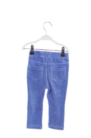 Детски панталон United Colors Of Benetton, Размер 12-18m/ 80-86 см, Цвят Лилав, Цена 5,11 €