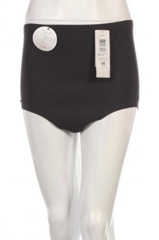 Tvarující spodní prádlo Triumph, Velikost M, Barva Černá, Cena  599,00 Kč