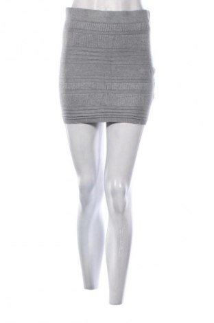 Szoknya Amisu, Méret M, Szín Szürke, Ár 1 419 Ft