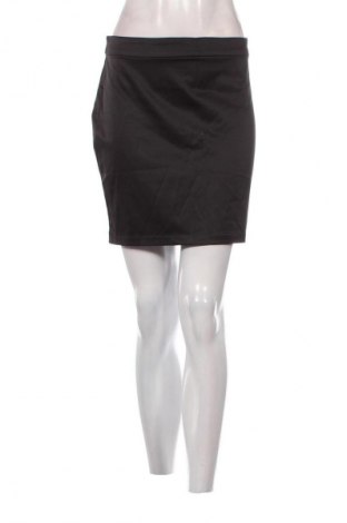 Sukňa Amisu, Veľkosť M, Farba Čierna, Cena  3,95 €