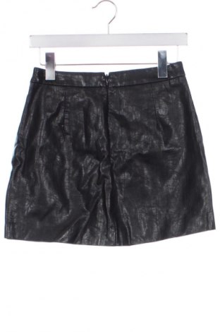 Szoknya Bershka, Méret XS, Szín Fekete, Ár 1 299 Ft