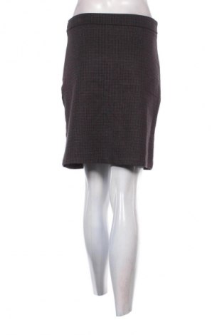 Пола C&A, Размер S, Цвят Многоцветен, Цена 2,04 €