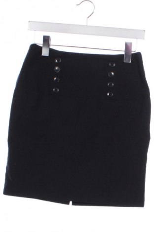 Пола Clockhouse, Размер XS, Цвят Черен, Цена 2,04 €